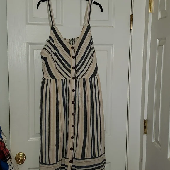 chinese dress ladies Laurel Linen Dress - Acai - Size 2XS